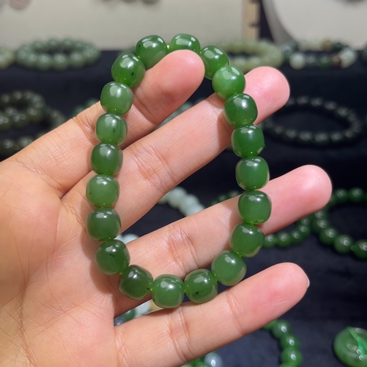 和田玉未镶嵌手链卡10