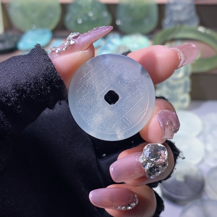 岫玉吊坠未镶嵌吊坠