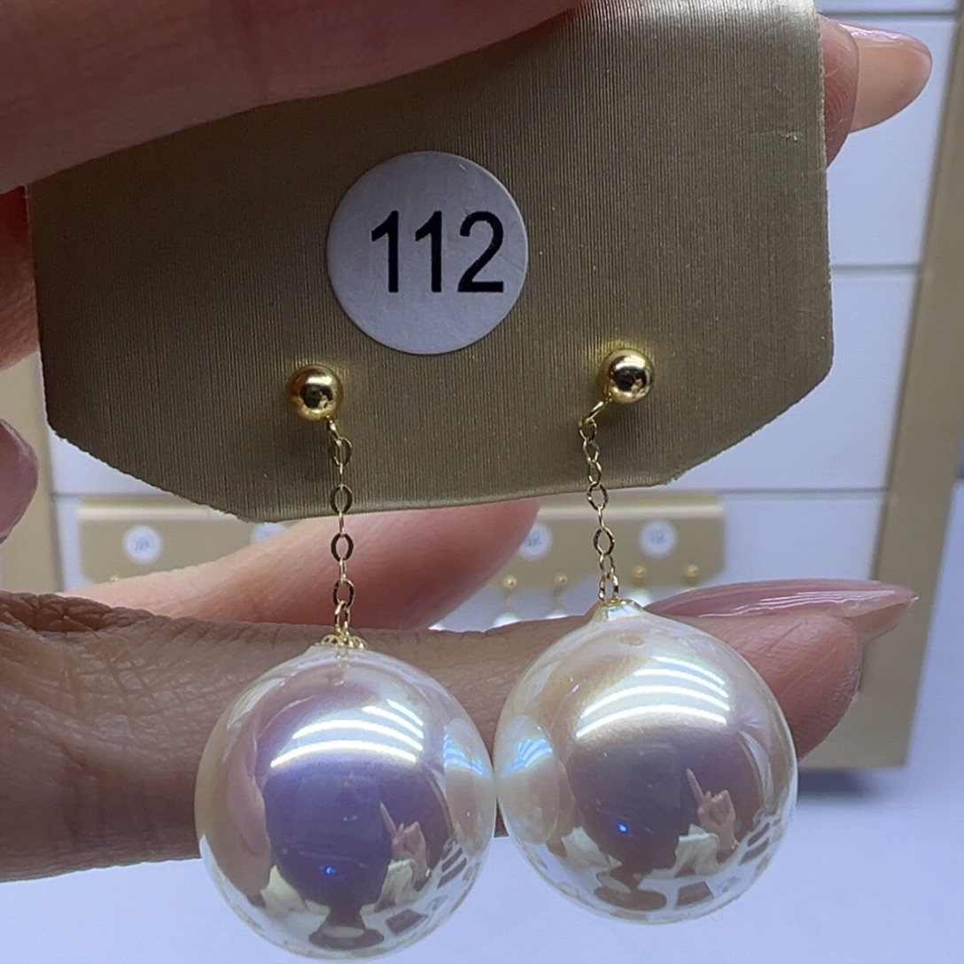 18K金镶嵌耳饰淡水珍珠