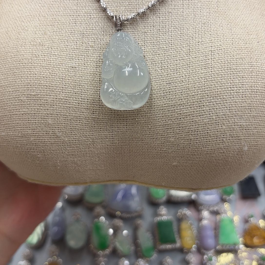 小****翡翠18K金镶嵌吊坠(不含链)