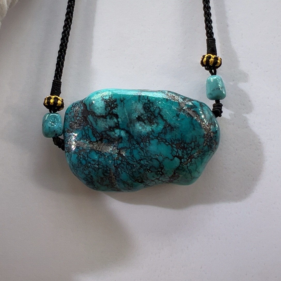 绿松石未镶嵌挂件