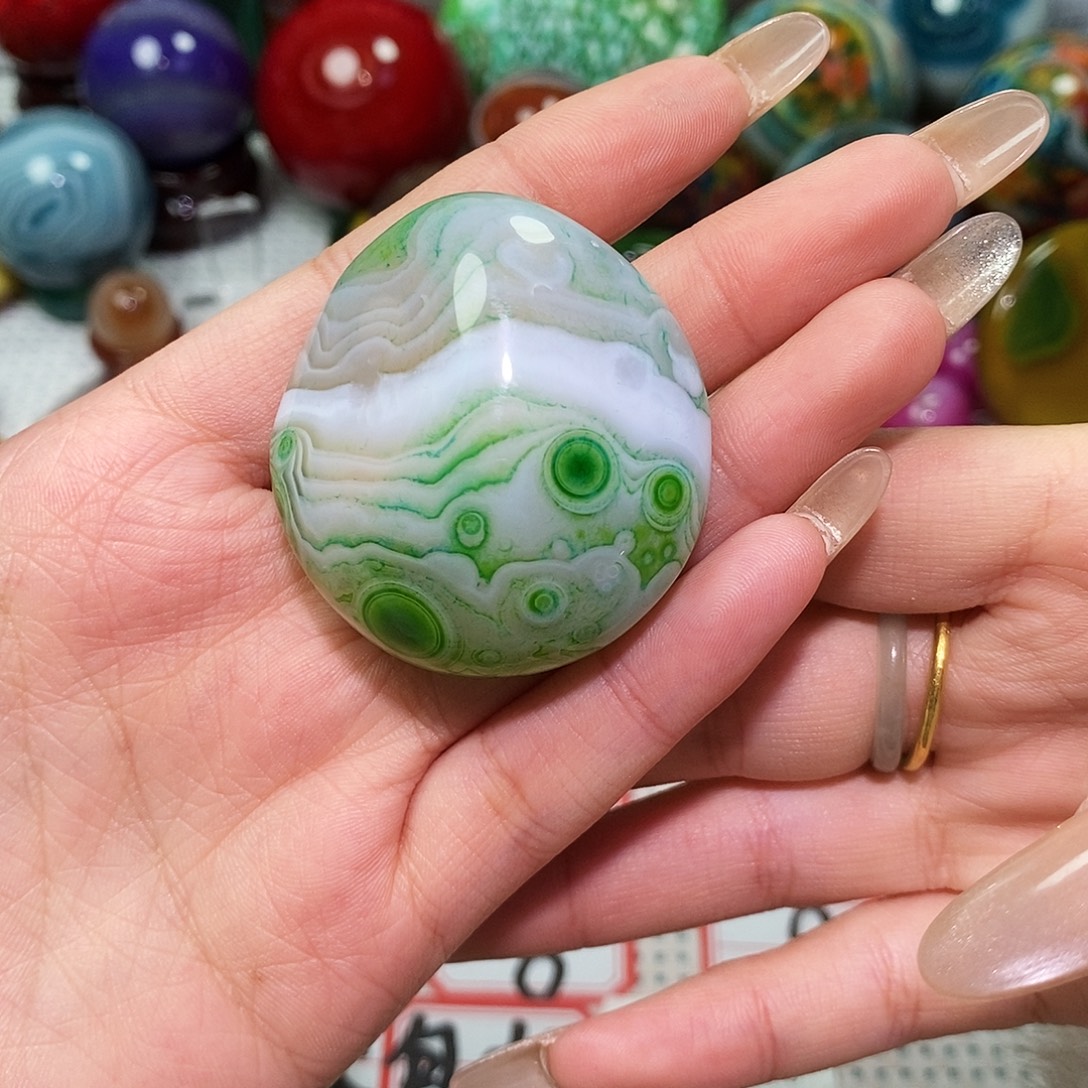 用***5玛瑙/玉髓未镶嵌珠宝奇石