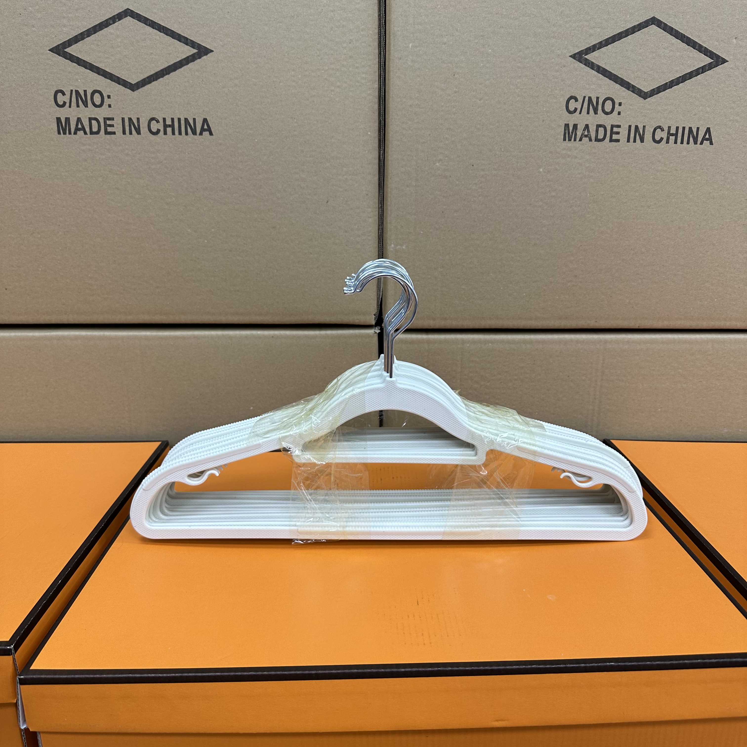 无痕衣架防滑衣撑干湿两用收纳神器