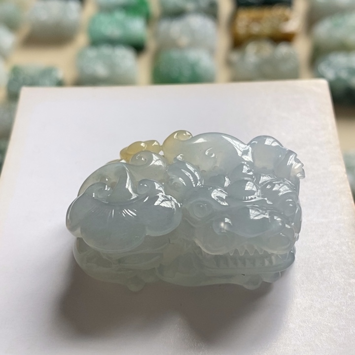 翡翠颈饰未镶嵌天然翡翠貔貅吊坠