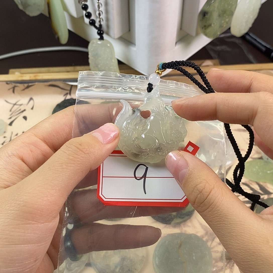 和田玉颈饰未镶嵌用****39