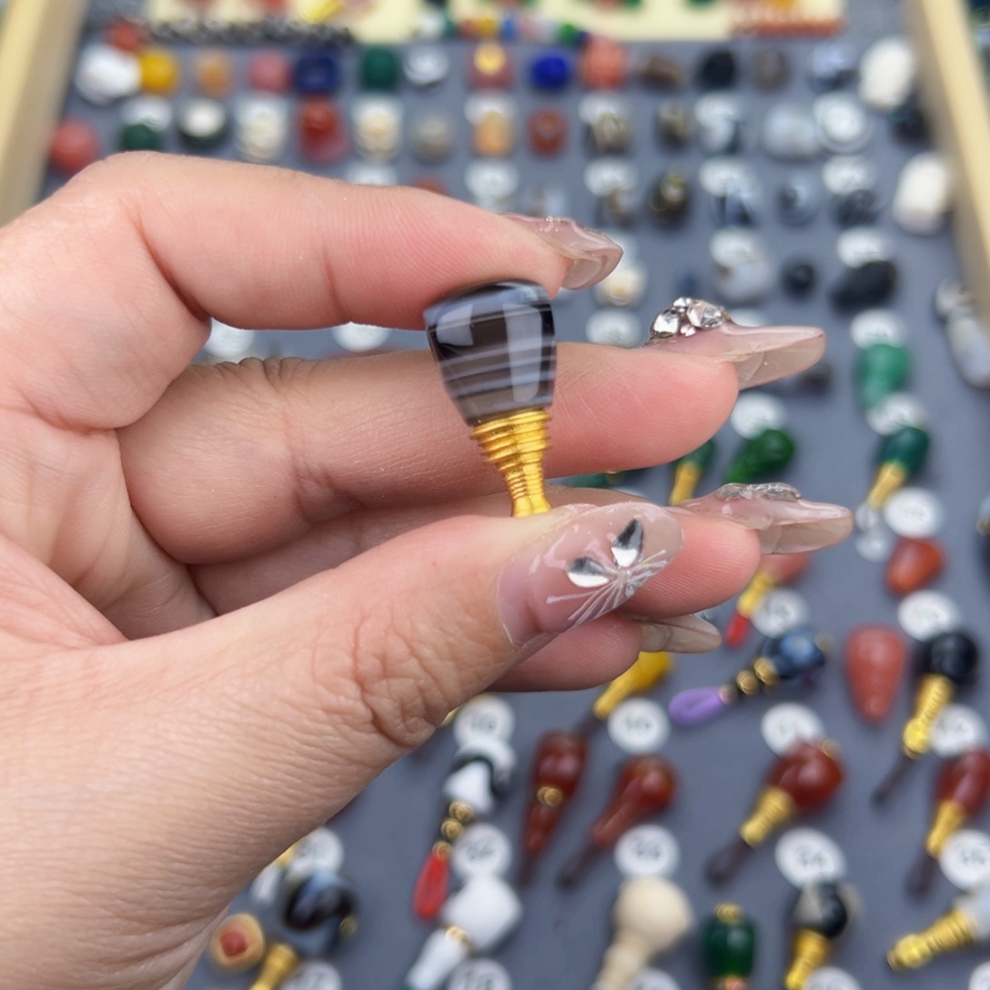 玛瑙/玉髓饰品未镶嵌