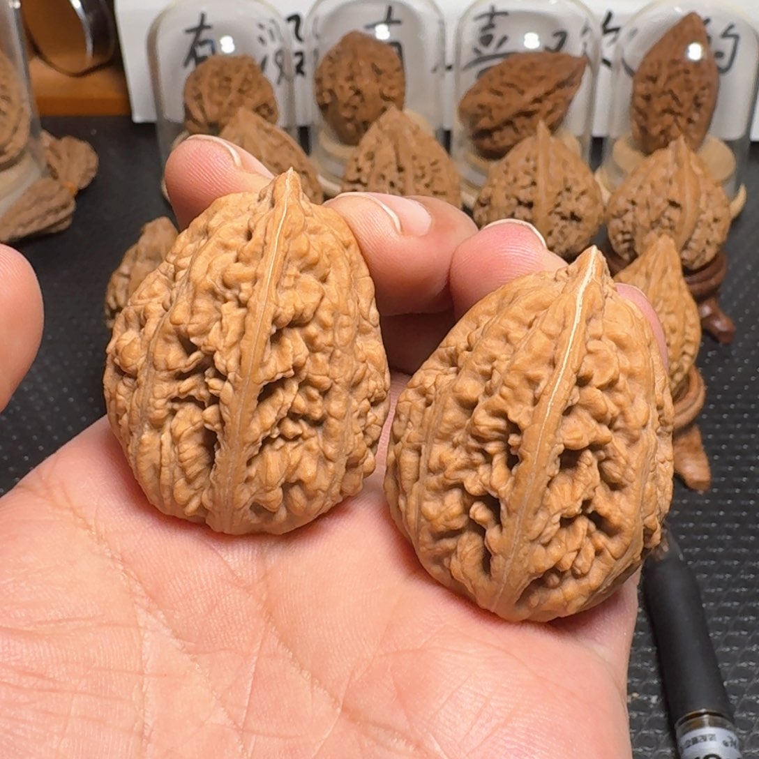 文玩核桃把件小蚂蚁塔