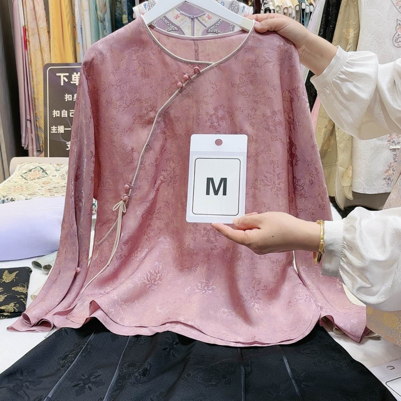 【闪购商品】T****t苏绣等艺术品的收藏品中有