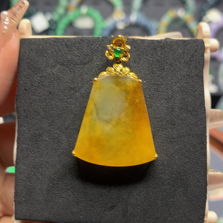 翡翠手链18K金镶嵌翡翠