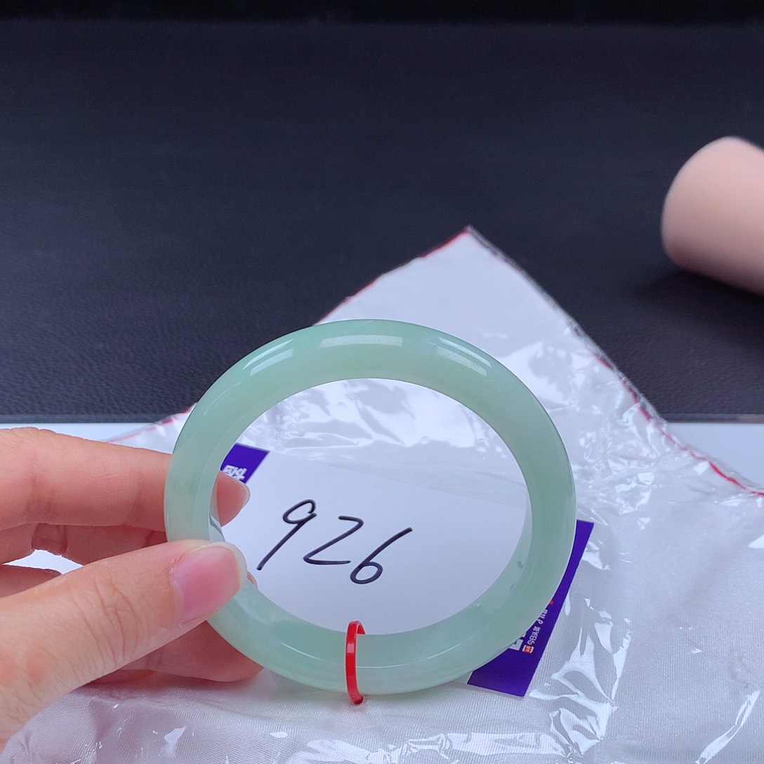 翡翠手镯未镶嵌手镯001458