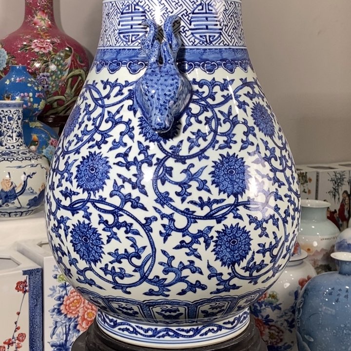 景德镇陶瓷艺术品黑**儿