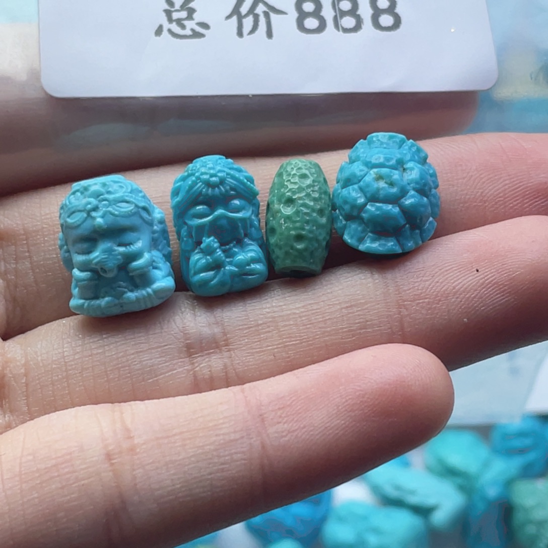 ****哥绿松石未镶嵌天然原矿绿松石雕刻件