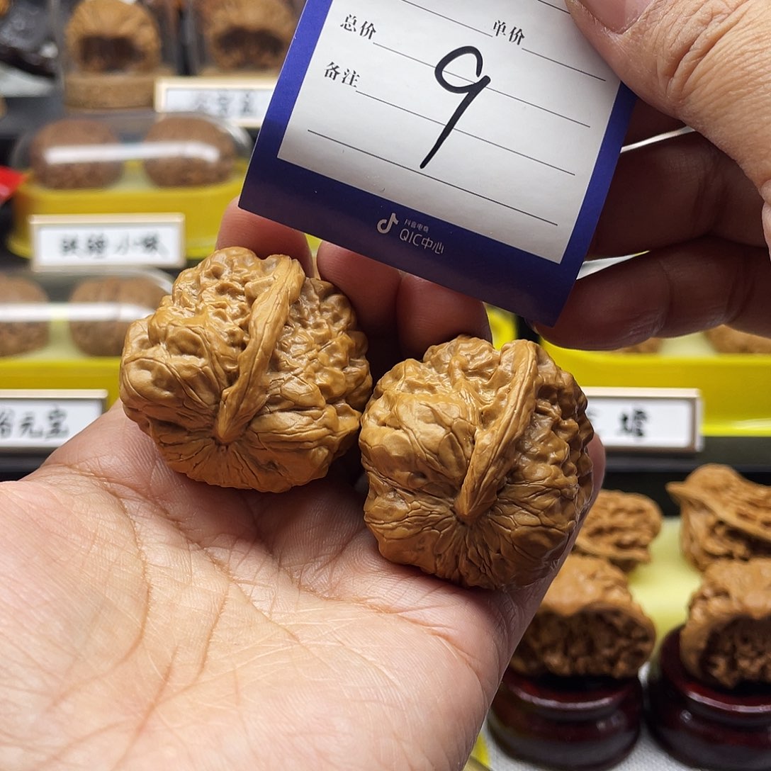 文玩核桃把件一帆风顺
