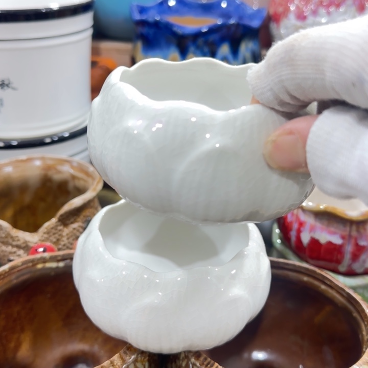 凑9块包邮，有孔，不清楚问客服