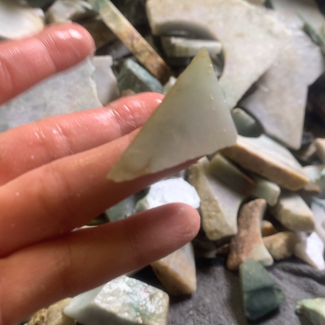 翡翠颈饰未镶嵌缅甸翡翠