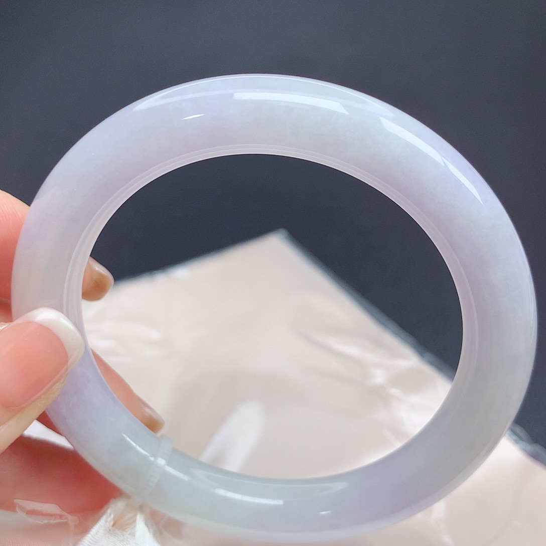 翡翠手镯（圆镯）未镶嵌07n n n n n n n