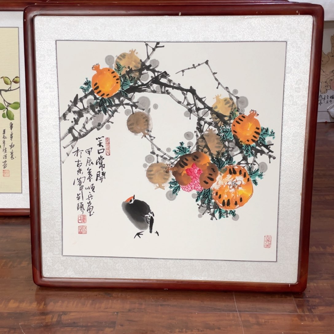 国画手绘带框尺寸63*63厘米