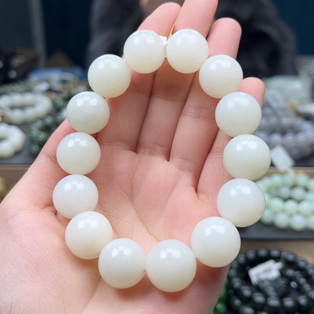 和田玉手链未镶嵌