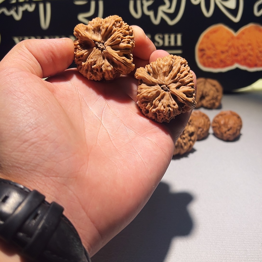 ****！吊坠文玩核桃新宇南将石40.8收藏