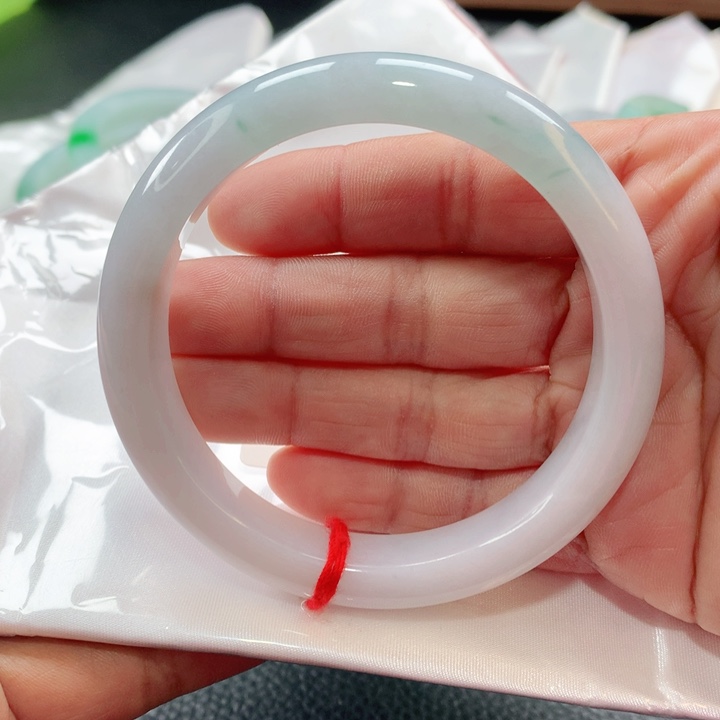 翡翠手镯未镶嵌58595859