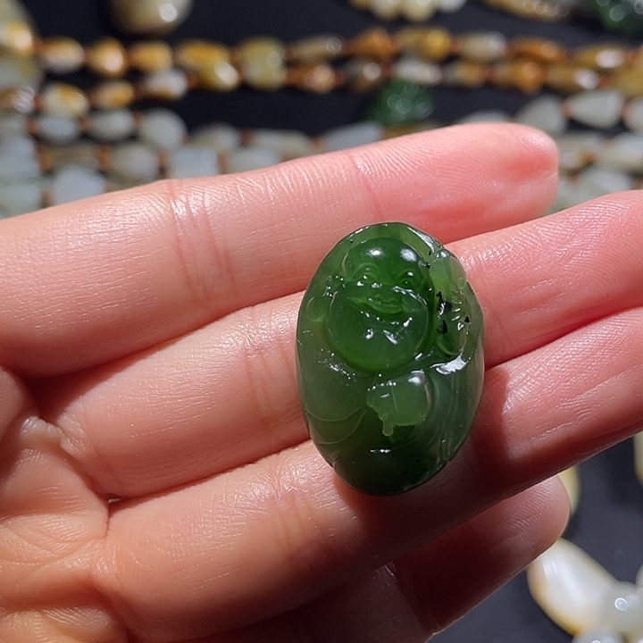 颈饰未镶嵌和田玉