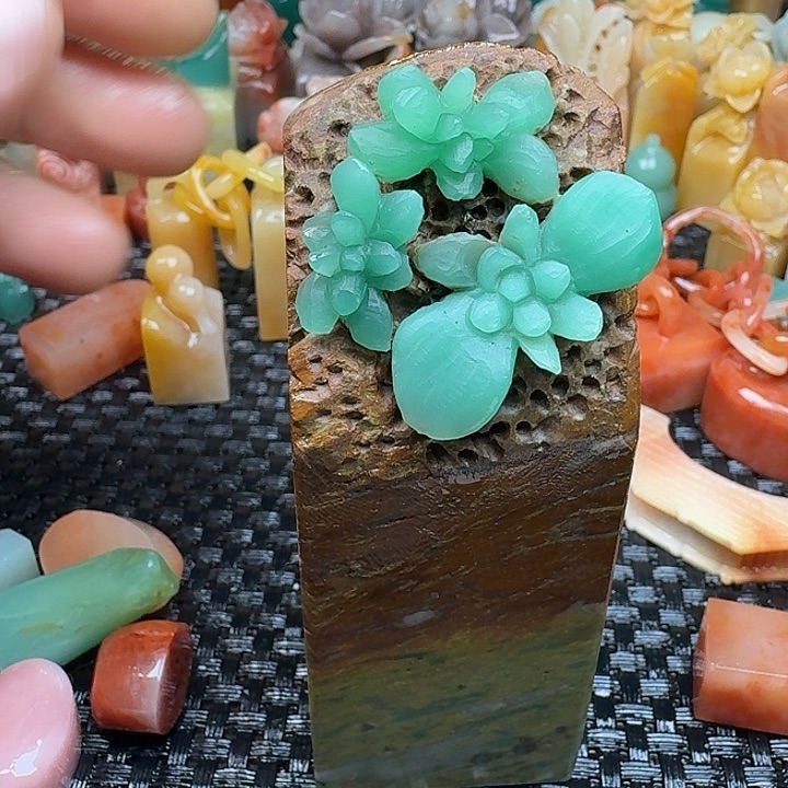 用***8青田石真真正正章