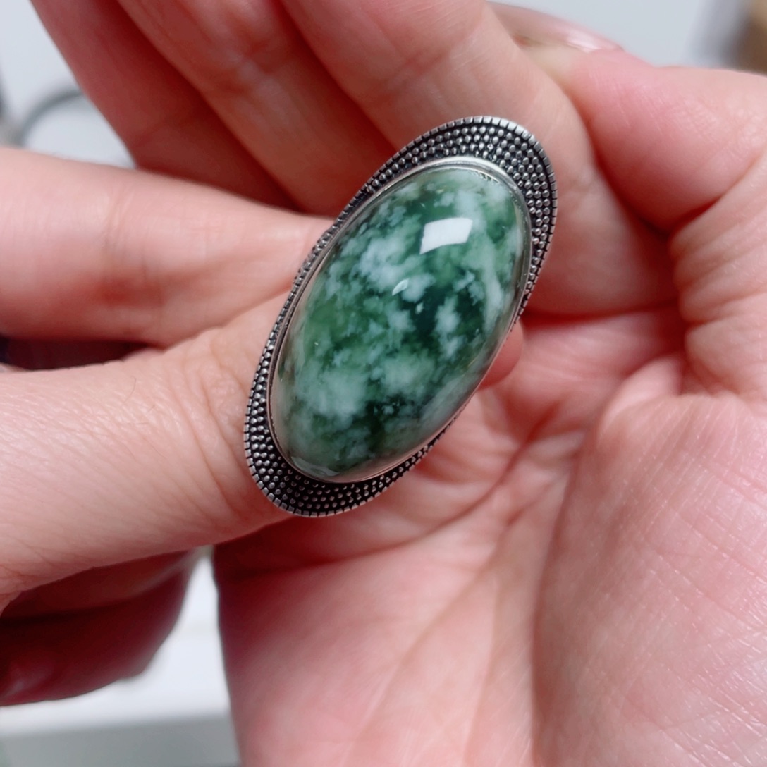 美***生透闪石-蛇纹石玉银S925镶嵌戒指