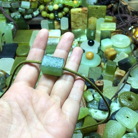 未镶嵌岫玉吊坠N****?