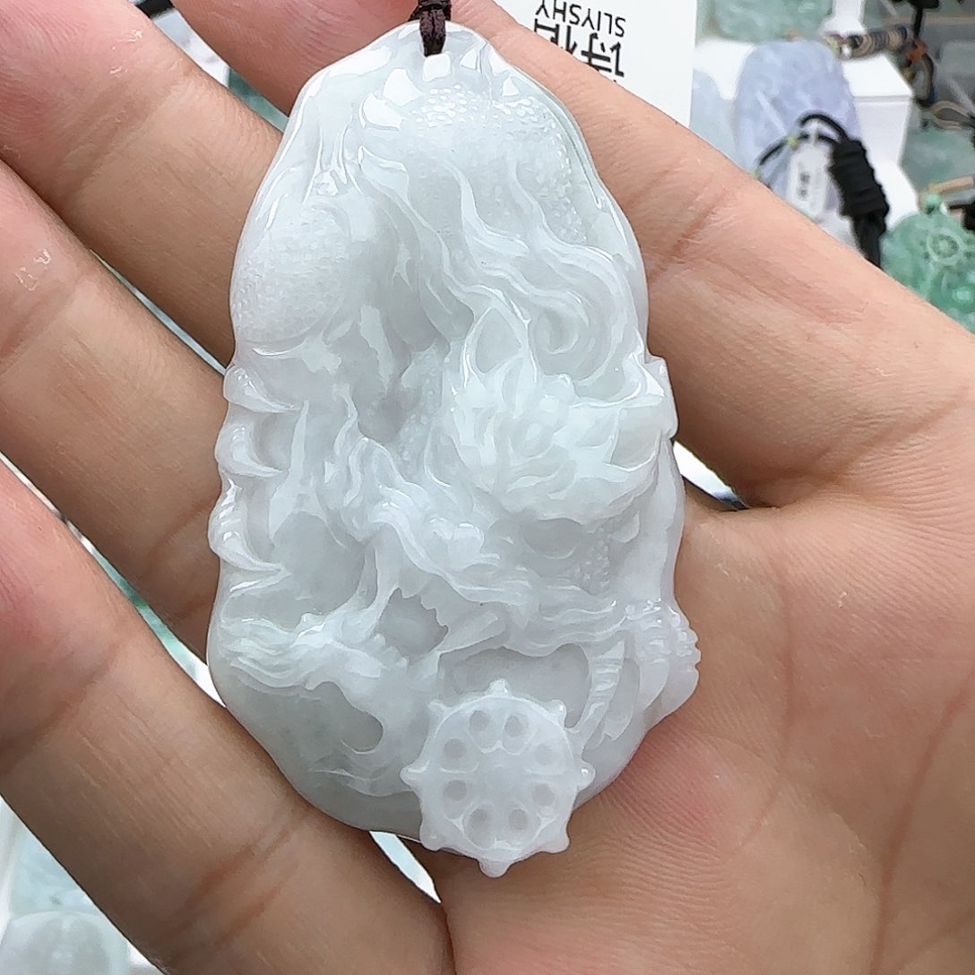 翡翠颈饰未镶嵌木**-翡翠