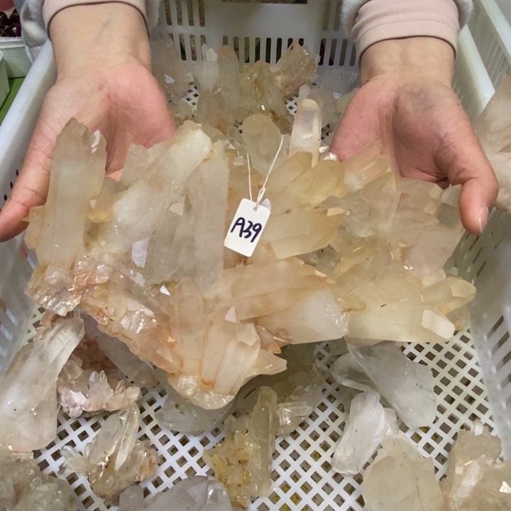 水晶水晶原石摆件未镶嵌福***?