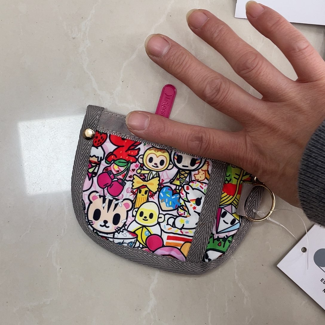 化妆包等各种产品