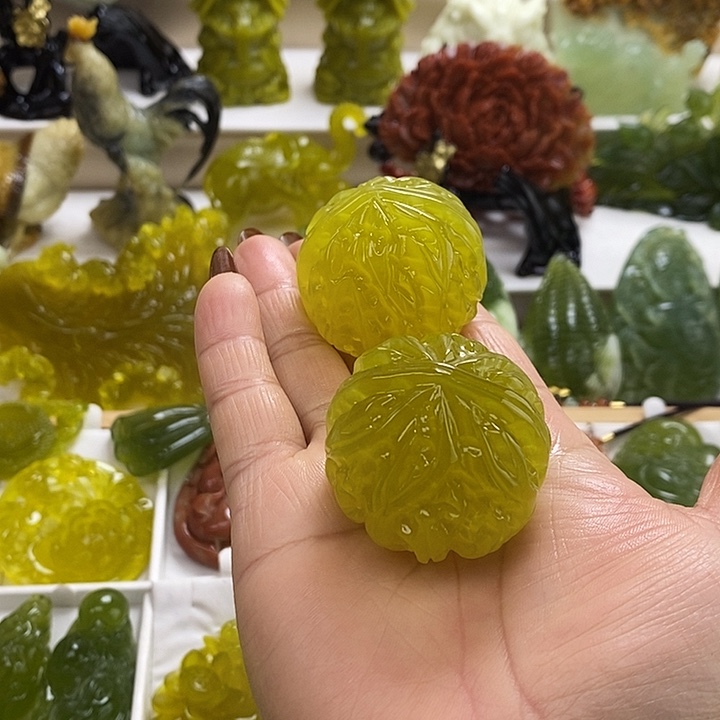 蛇纹石玉未镶嵌手把件