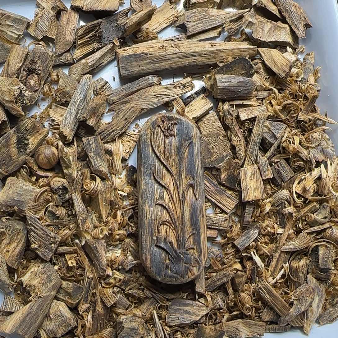 沉香碎屑沉香原汁原味