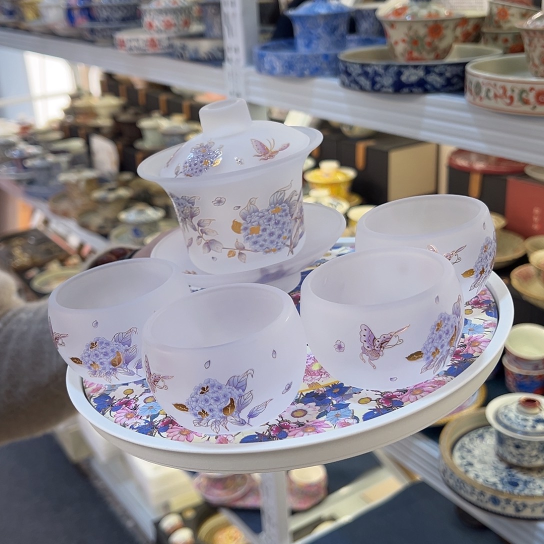 盖碗很漂亮我很喜欢