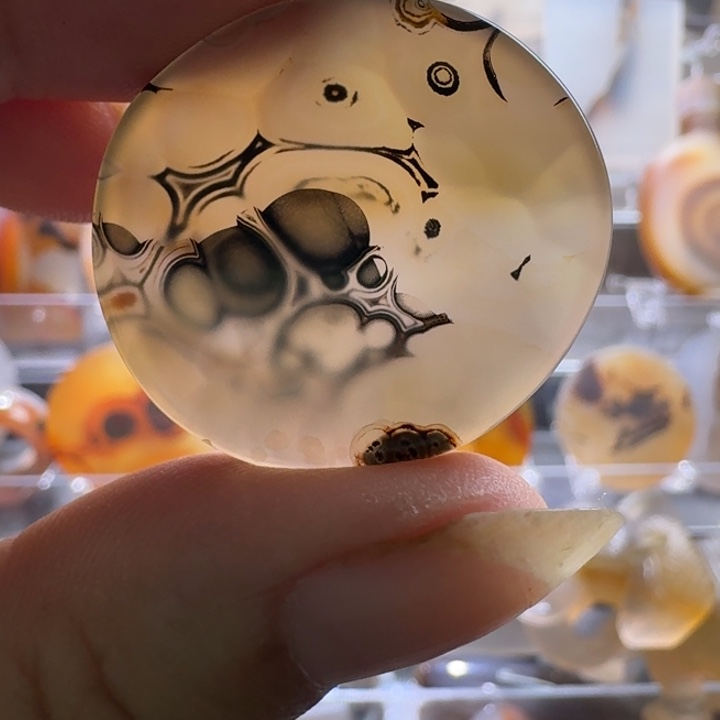 玛瑙/玉髓颈饰合金