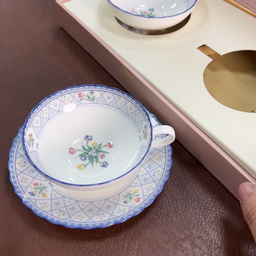 陶瓷两套原盒瓷器