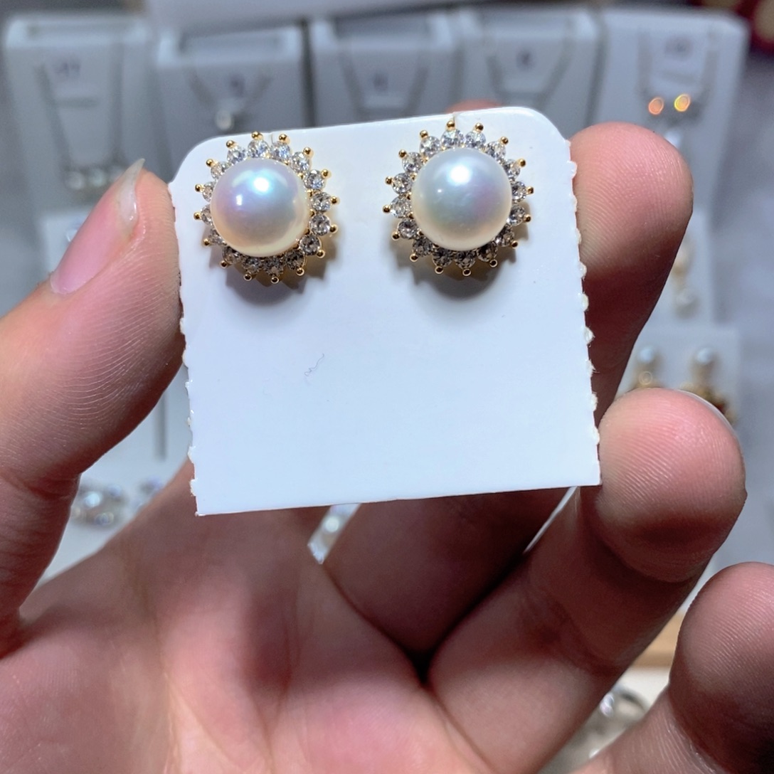 银S925镶嵌耳饰淡水珍珠