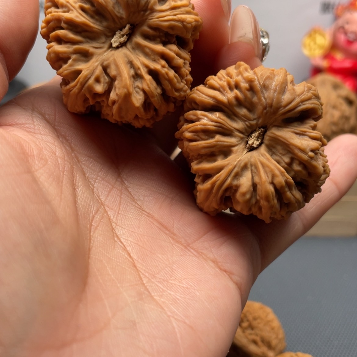 【闪购商品】文玩核桃吊坠張***生36号原树留疤天残