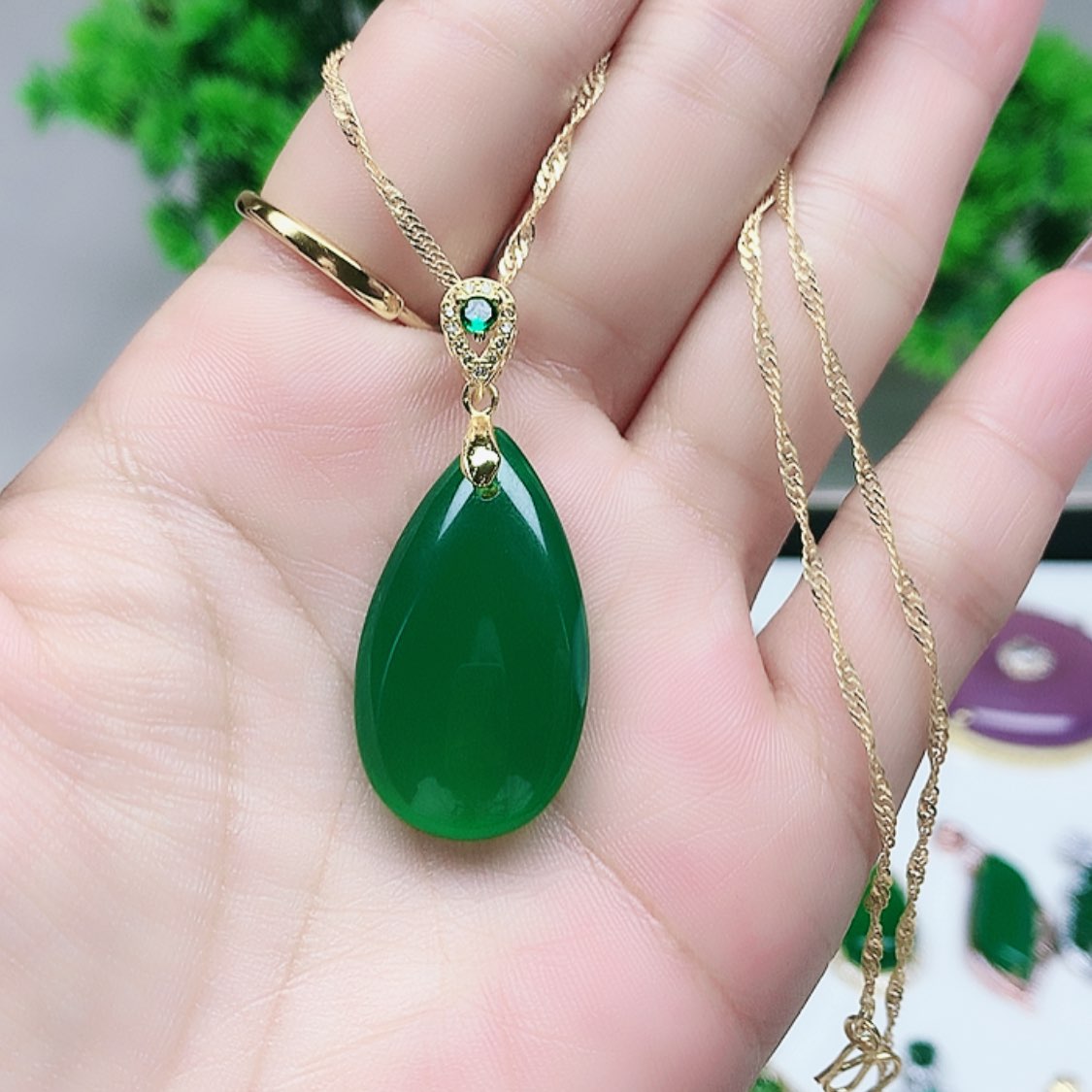 【闪购商品】玛瑙/玉髓颈饰合金