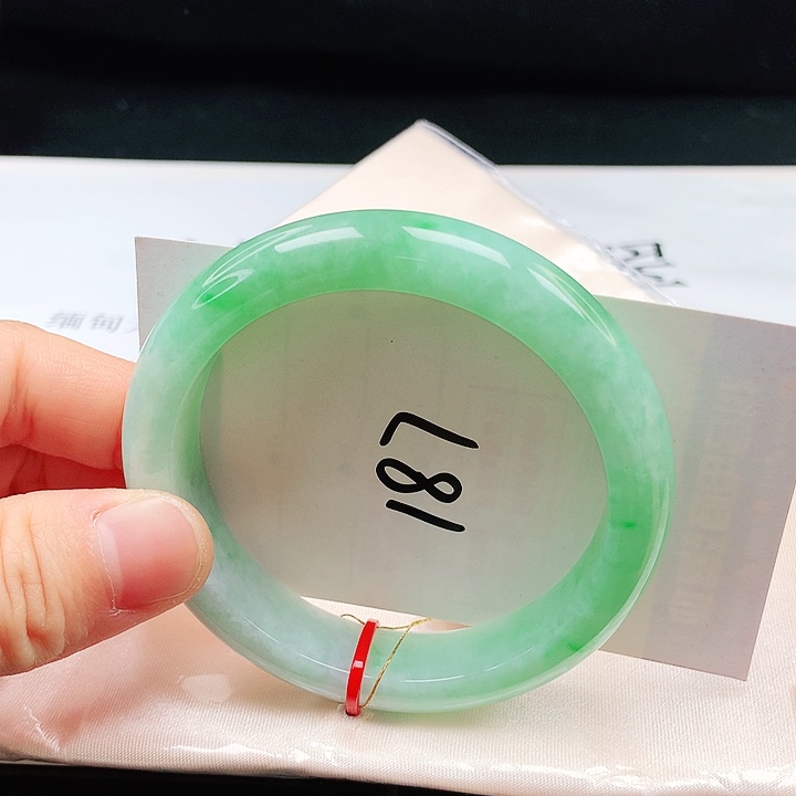 翡翠手镯未镶嵌57➕圈口