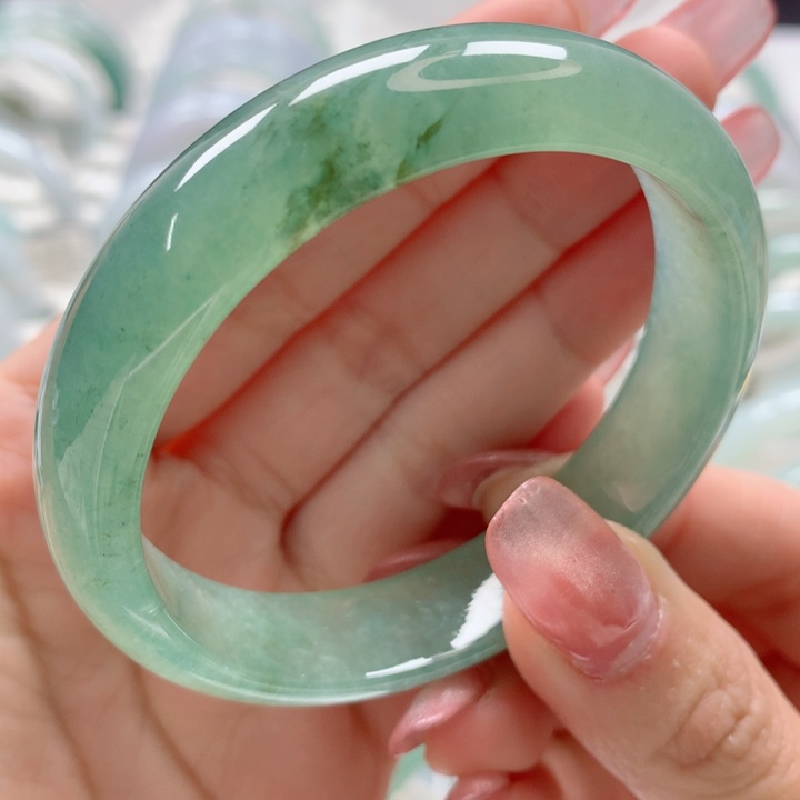 翡翠手镯未镶嵌正冰晴水洒金起光54.8毕业款