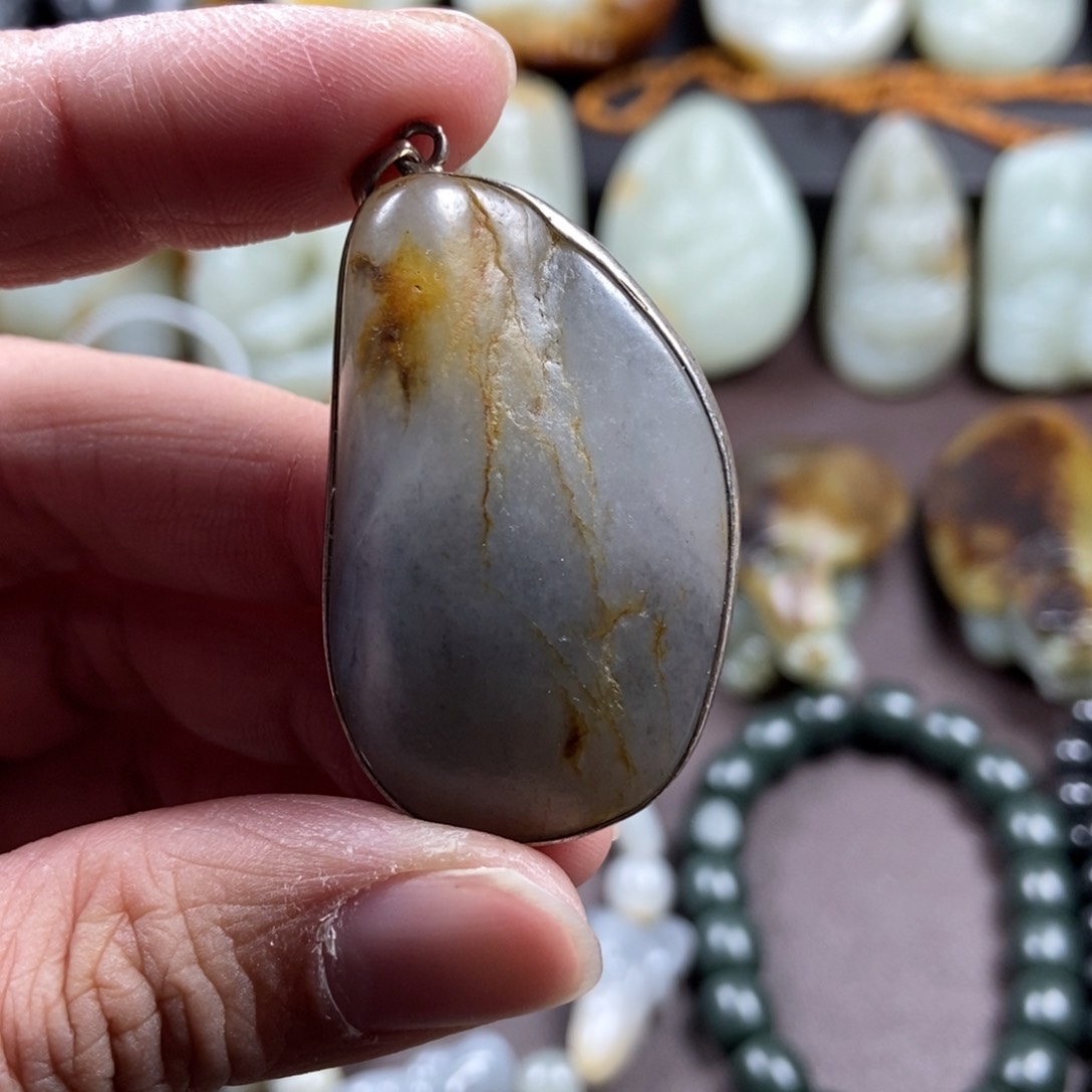 和田玉挂件未镶嵌