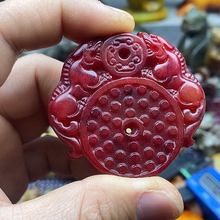 未镶嵌蛇纹石玉颈饰