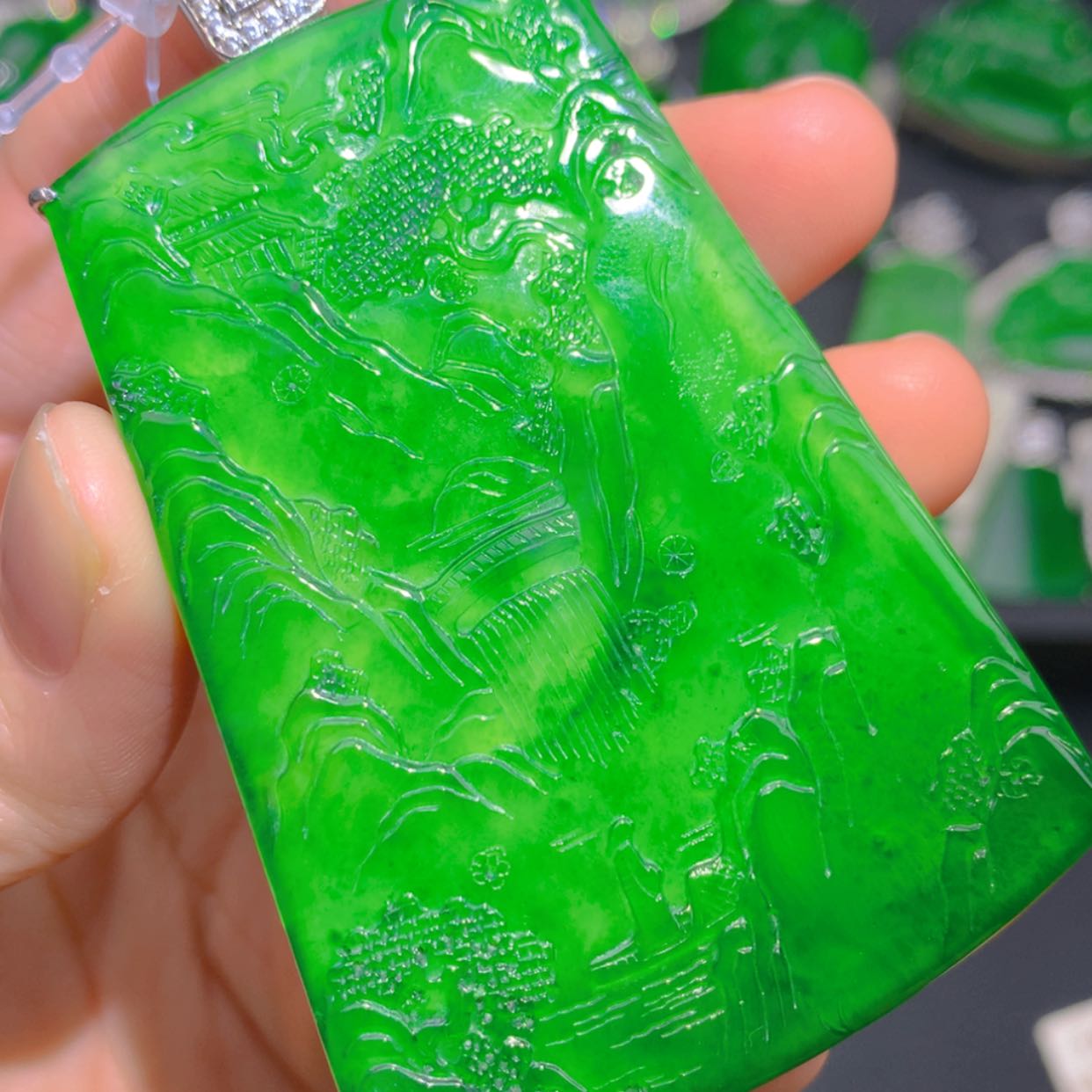 【闪购商品】翡翠颈饰银S925镶嵌11111