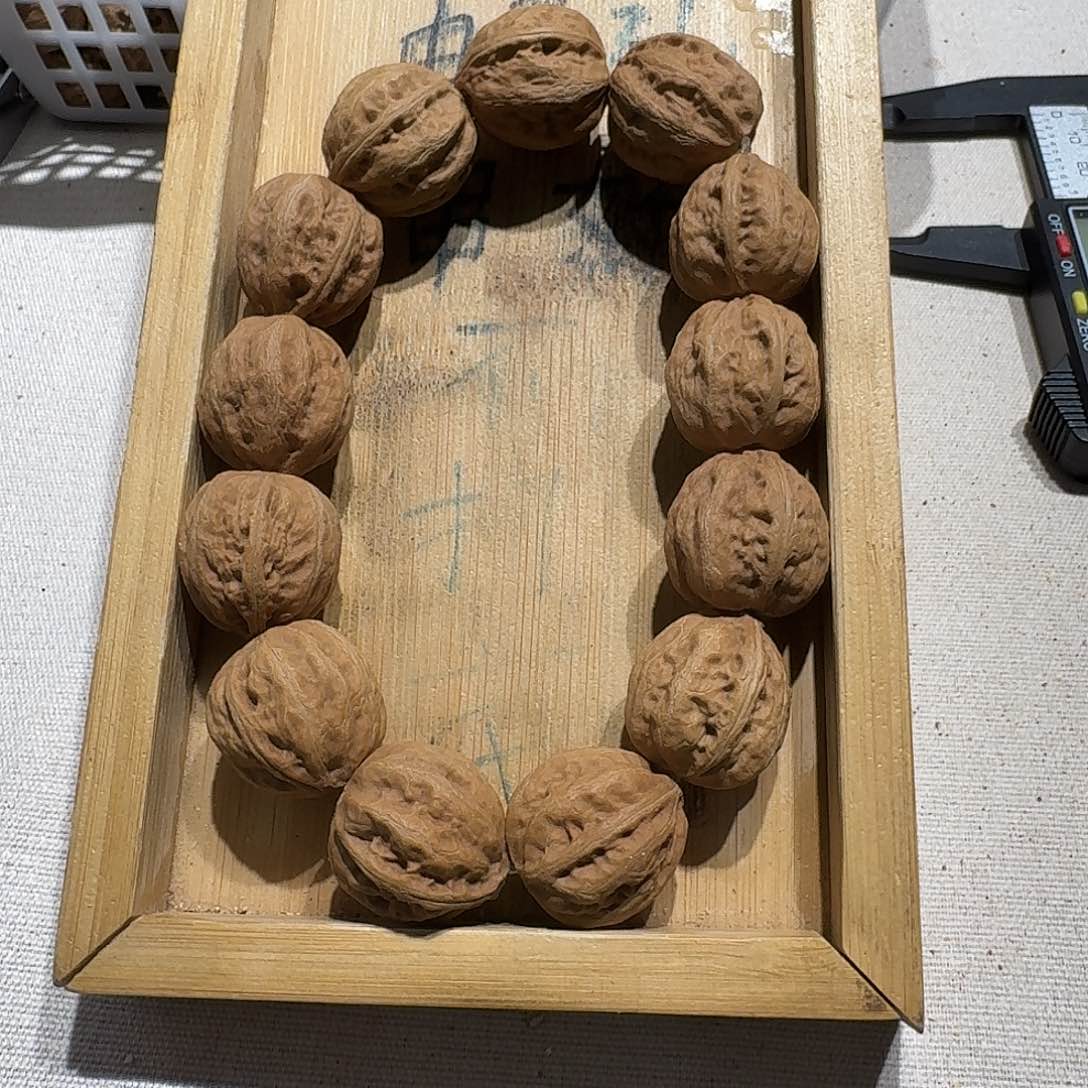 核桃手串/手链51号边23肚23高24