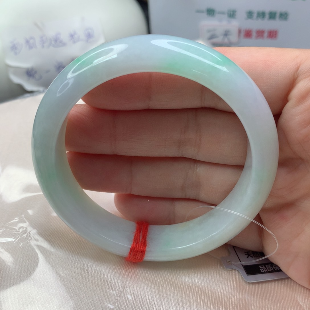 未镶嵌手镯翡翠8