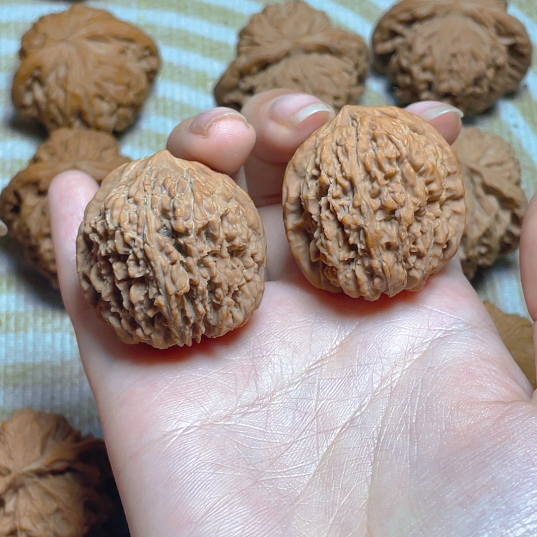 桃核吊坠34全品137狮子头