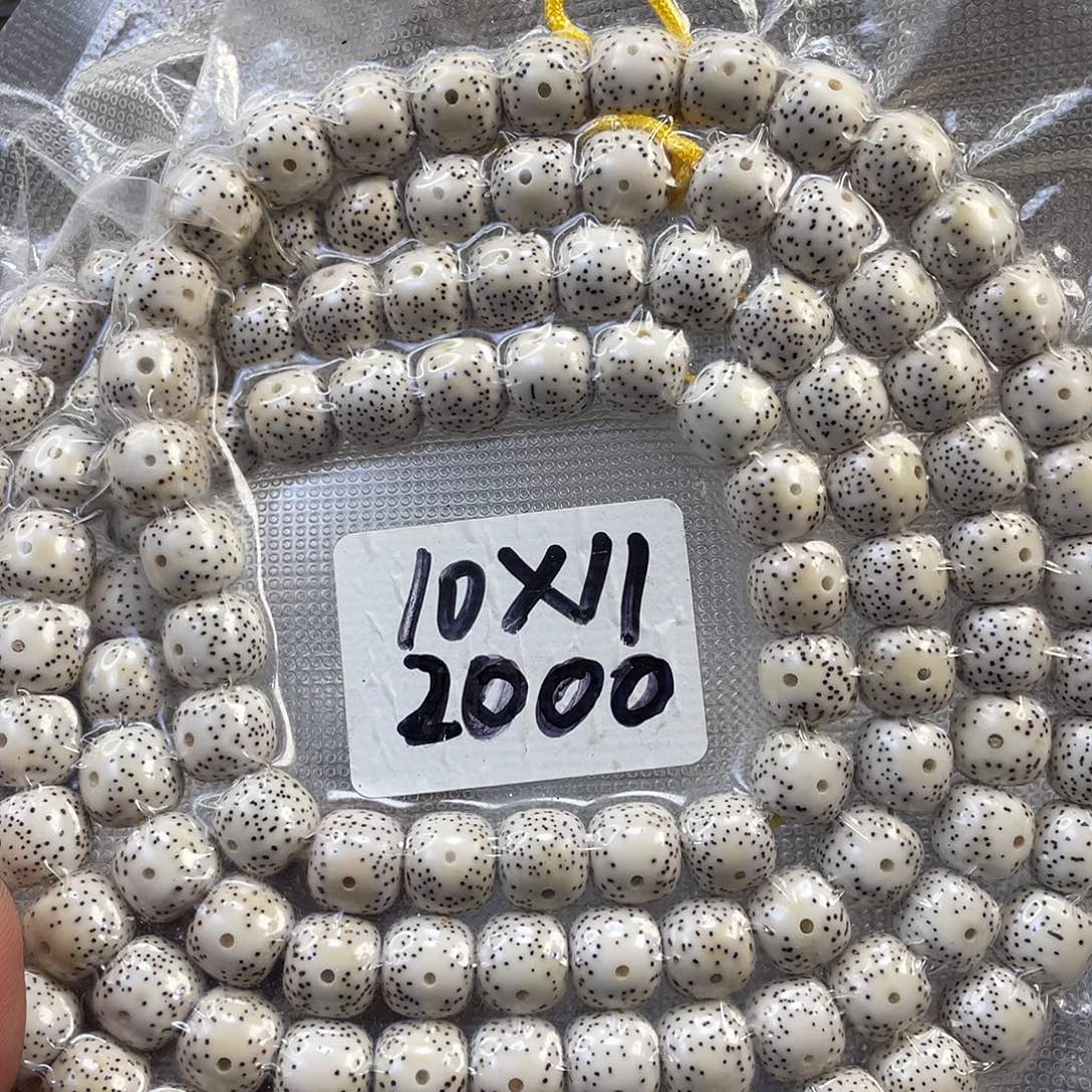 萬***闫吊坠星月菩提原生态月留白星点货尺寸10.7微氧化