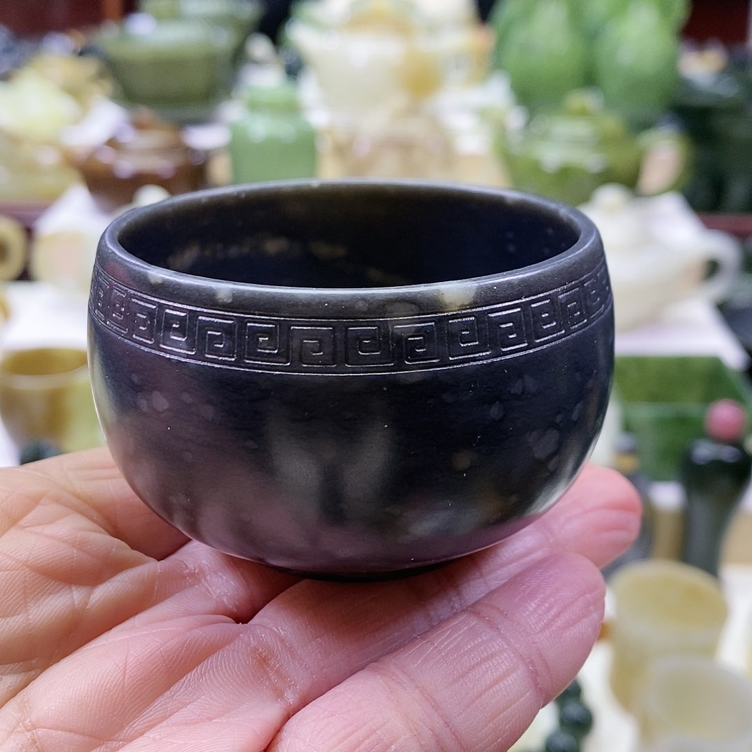 和田玉茶杯未镶嵌