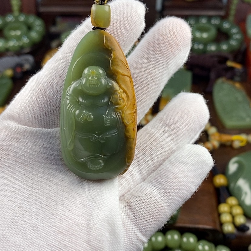 【闪购商品】岫岩河磨玉（透闪石质玉）颈饰未镶嵌